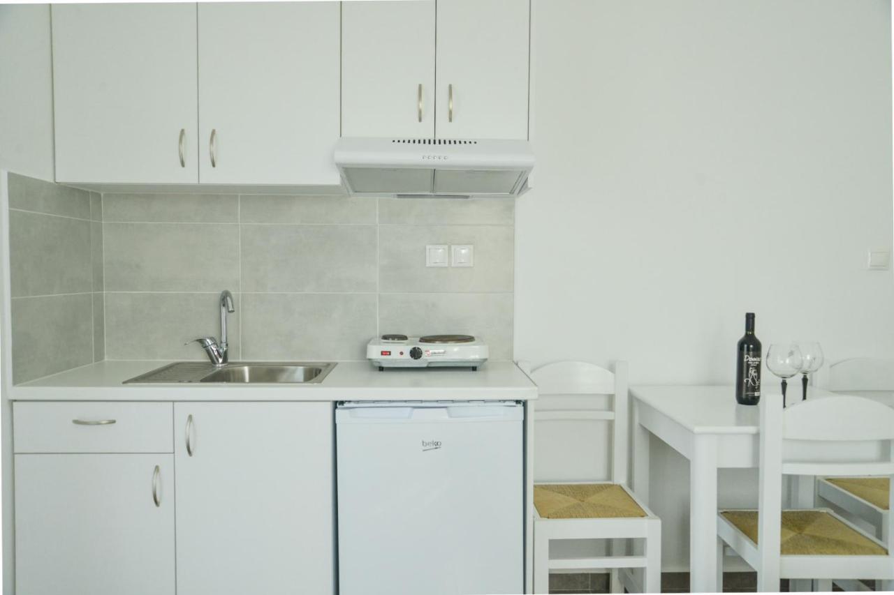 Zeras Apartments Adamantas Eksteriør billede