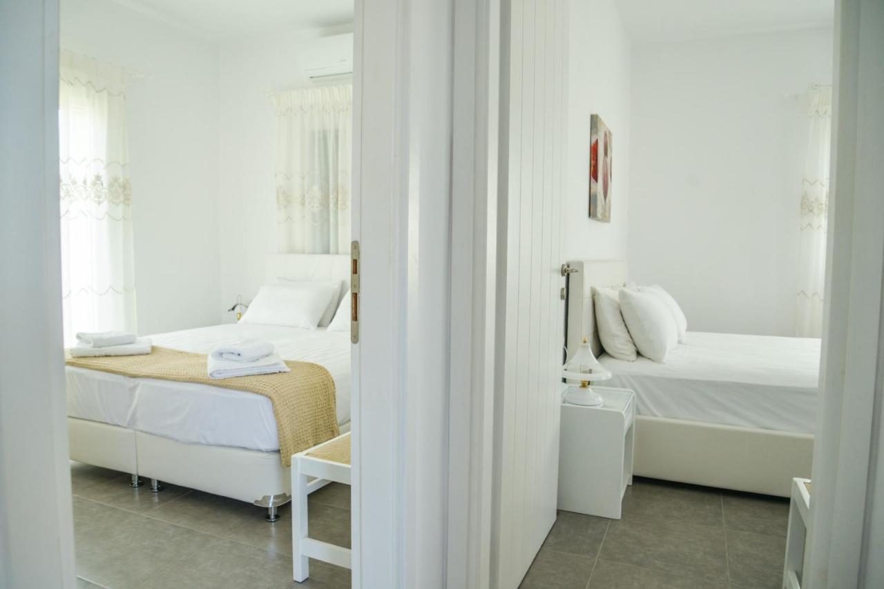 Zeras Apartments Adamantas Eksteriør billede
